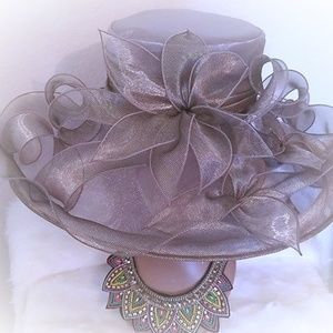 Ladies Beautiful Gray Organza  Sunday Best Hat